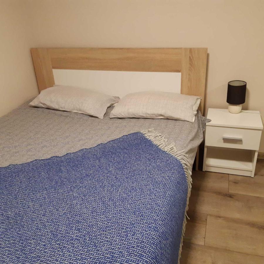 Marka Vovchka Apaartment Lviv Buitenkant foto